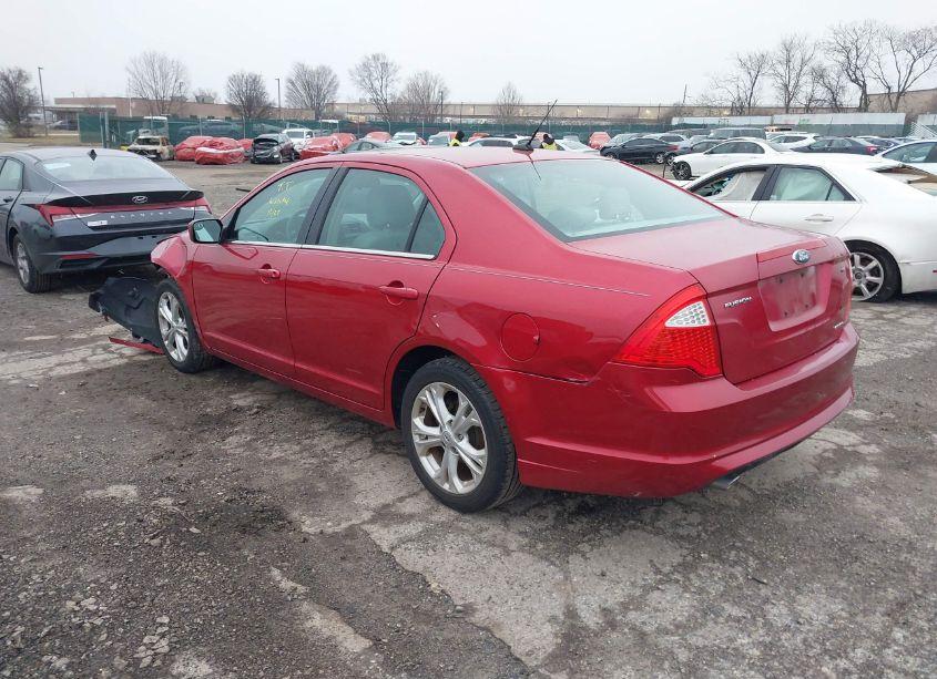 Photo 3 of 2012 Ford Fusion SE (VIN 3FAHP0HG0CR426541)