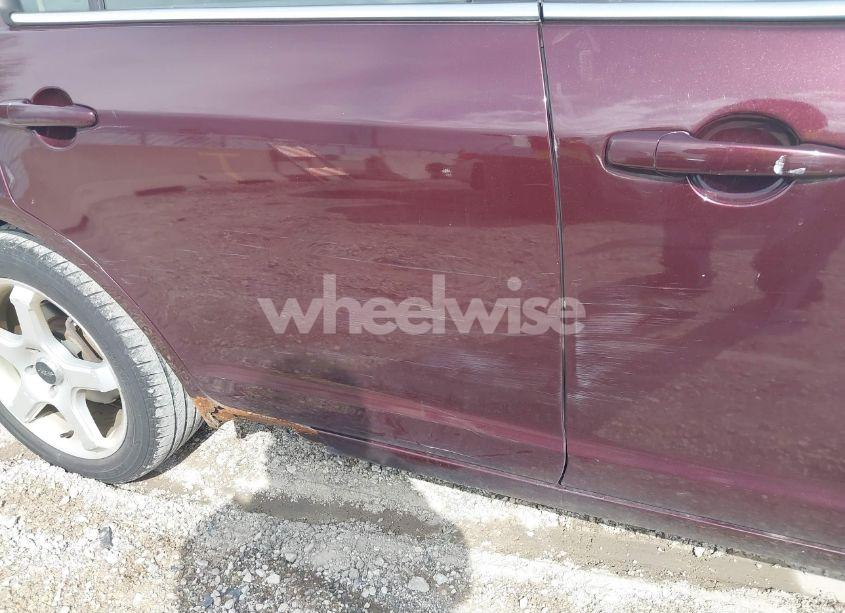 Photo 13 of 2011 Ford Fusion SE (VIN 3FAHP0HG1BR195177)