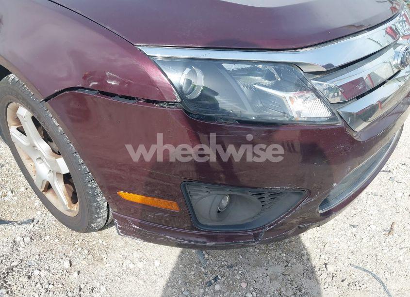 Photo 6 of 2011 Ford Fusion SE (VIN 3FAHP0HG1BR195177)