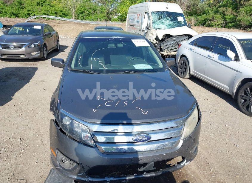 Photo 6 of 2012 Ford Fusion SE (VIN 3FAHP0HG1CR262555)