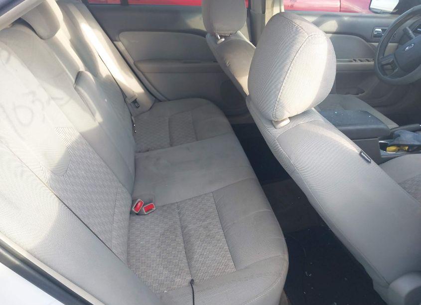 Photo 8 of 2012 Ford Fusion SE (VIN 3FAHP0HG1CR346570)