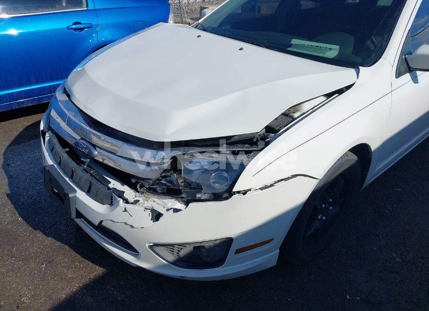 Photo 6 of 2010 Ford Fusion SE (VIN 3FAHP0HG2AR192755)