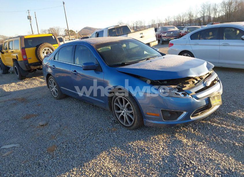 2010 Ford Fusion SE (VIN 3FAHP0HG2AR201664) main photo