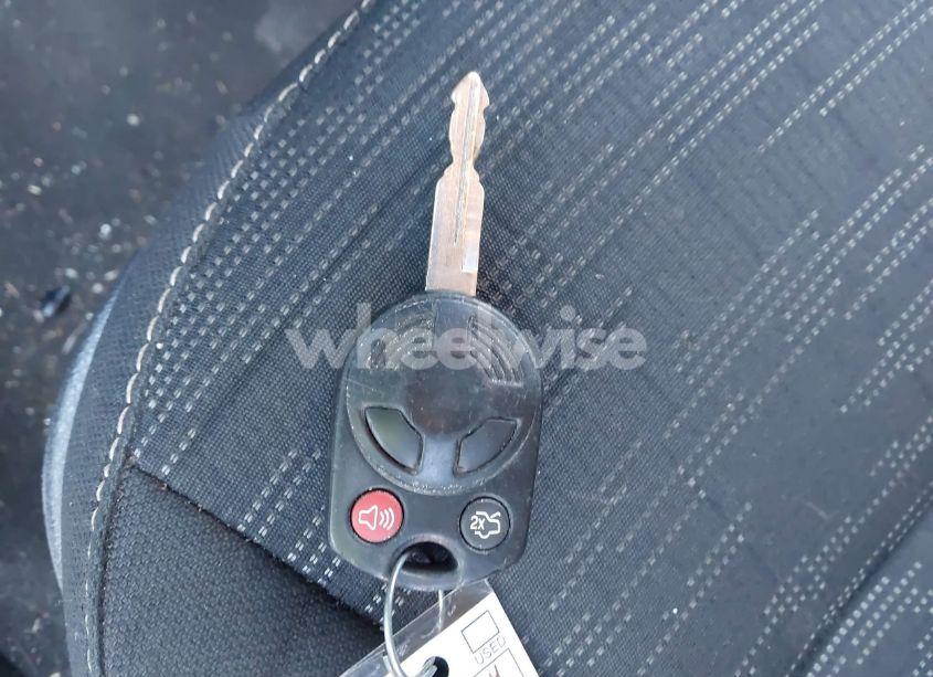 Photo 11 of 2010 Ford Fusion SE (VIN 3FAHP0HG2AR201664)