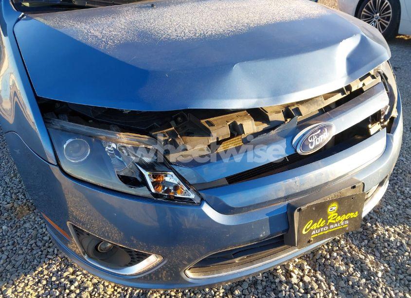 Photo 6 of 2010 Ford Fusion SE (VIN 3FAHP0HG2AR201664)