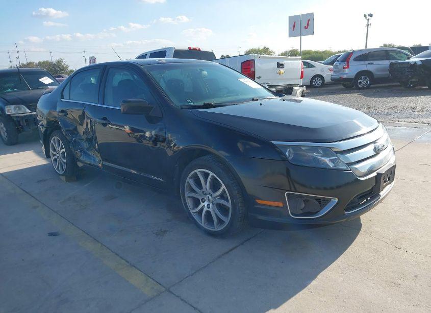 2010 Ford Fusion SE (VIN 3FAHP0HG2AR422925) main photo