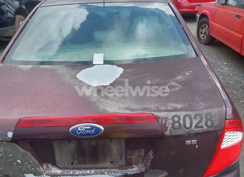 Photo 13 of 2011 Ford Fusion SE (VIN 3FAHP0HG2BR236822)