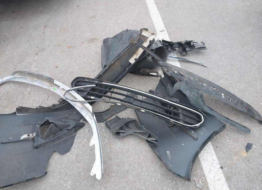 Photo 12 of 2010 Ford Fusion SE (VIN 3FAHP0HG3AR138011)