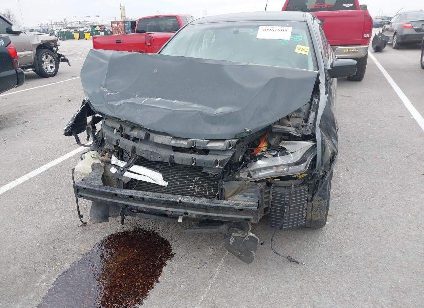 Photo 6 of 2010 Ford Fusion SE (VIN 3FAHP0HG3AR138011)