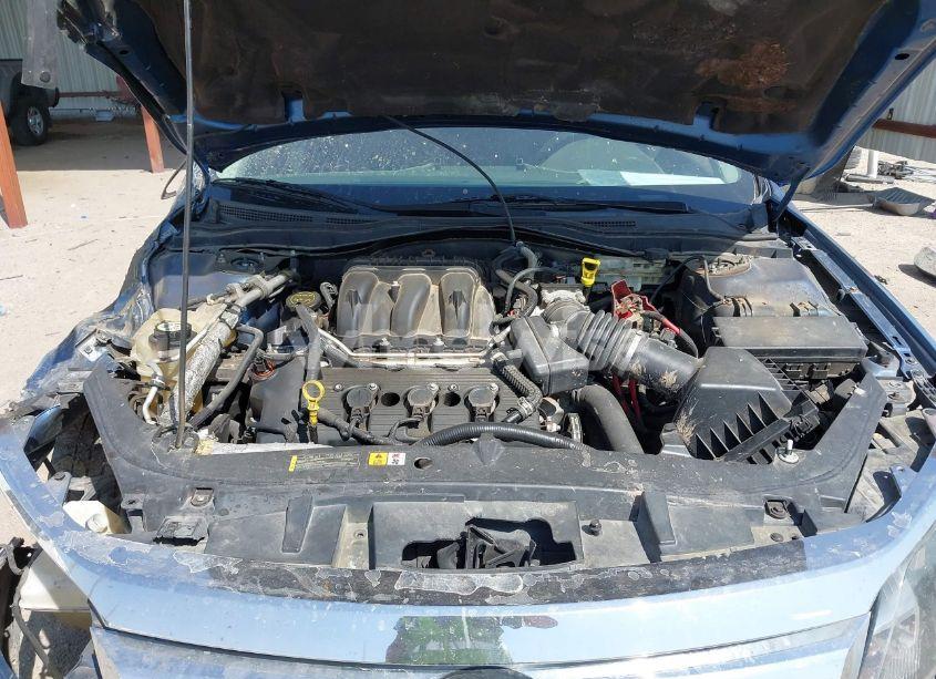 Photo 10 of 2010 Ford Fusion SE (VIN 3FAHP0HG3AR345918)