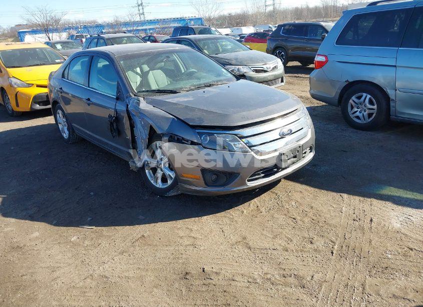 2012 Ford Fusion SE (VIN 3FAHP0HG3CR386178) main photo