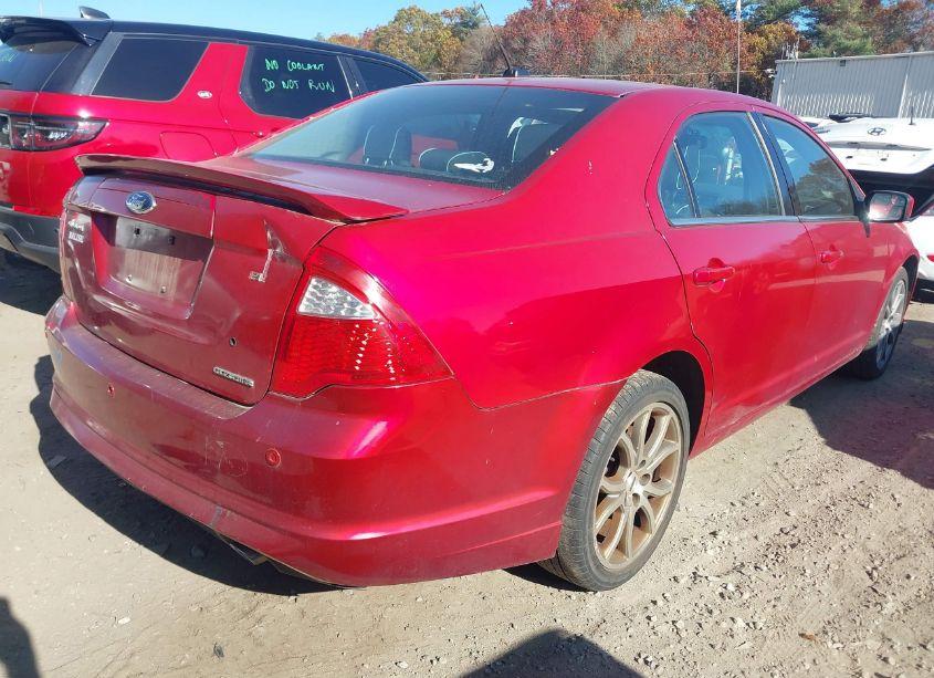 Photo 4 of 2012 Ford Fusion SE (VIN 3FAHP0HG3CR386519)