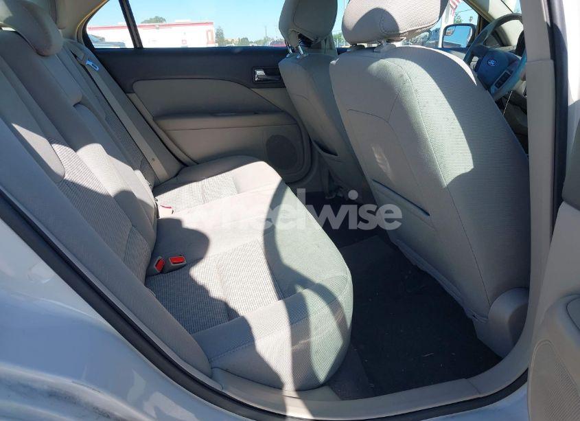 Photo 8 of 2012 Ford Fusion SE (VIN 3FAHP0HG3CR422614)