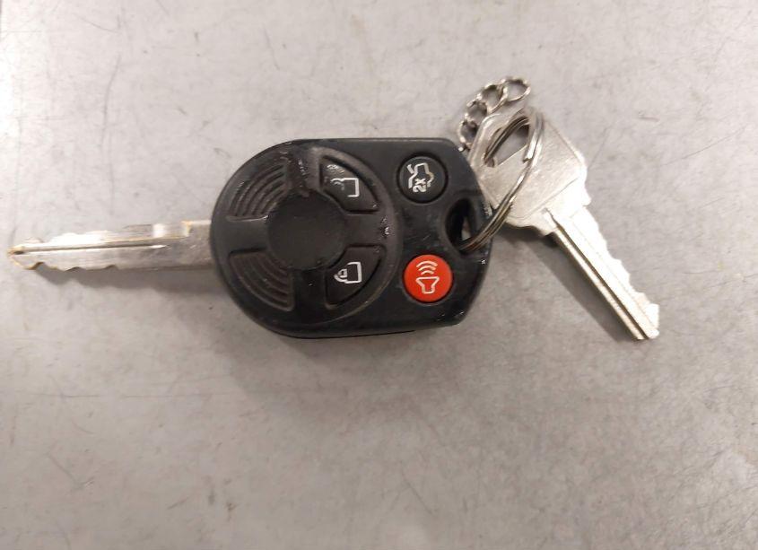 Photo 11 of 2010 Ford Fusion SE (VIN 3FAHP0HG4AR366793)