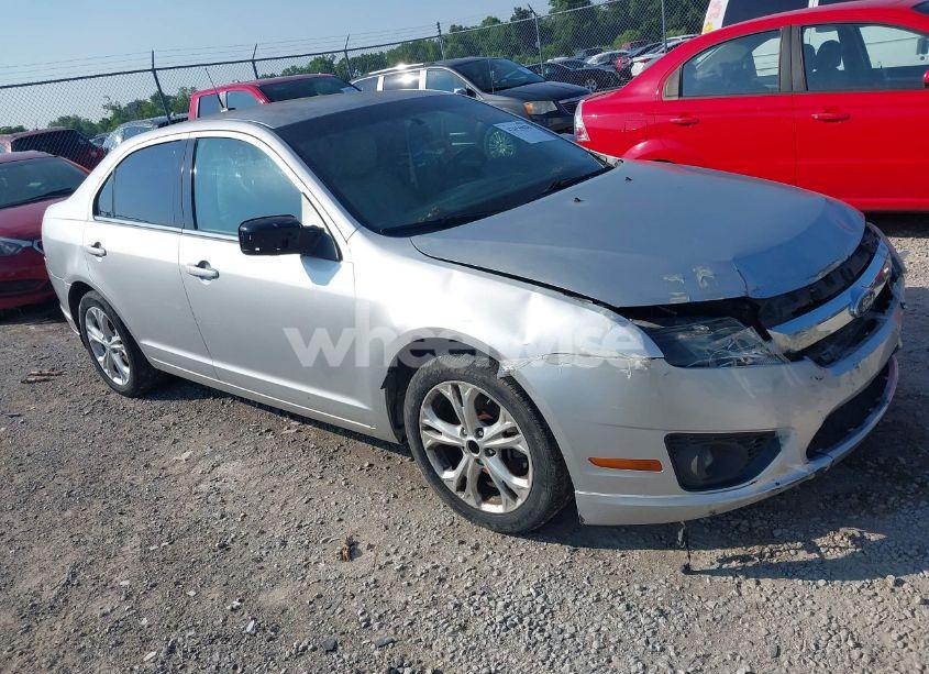 2012 Ford Fusion SE (VIN 3FAHP0HG4CR419253) main photo