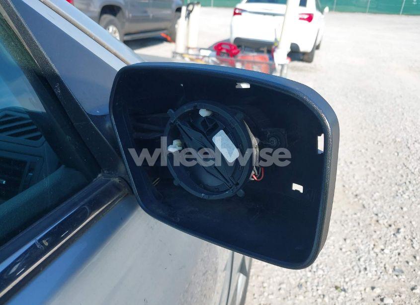 Photo 12 of 2012 Ford Fusion SE (VIN 3FAHP0HG4CR419253)