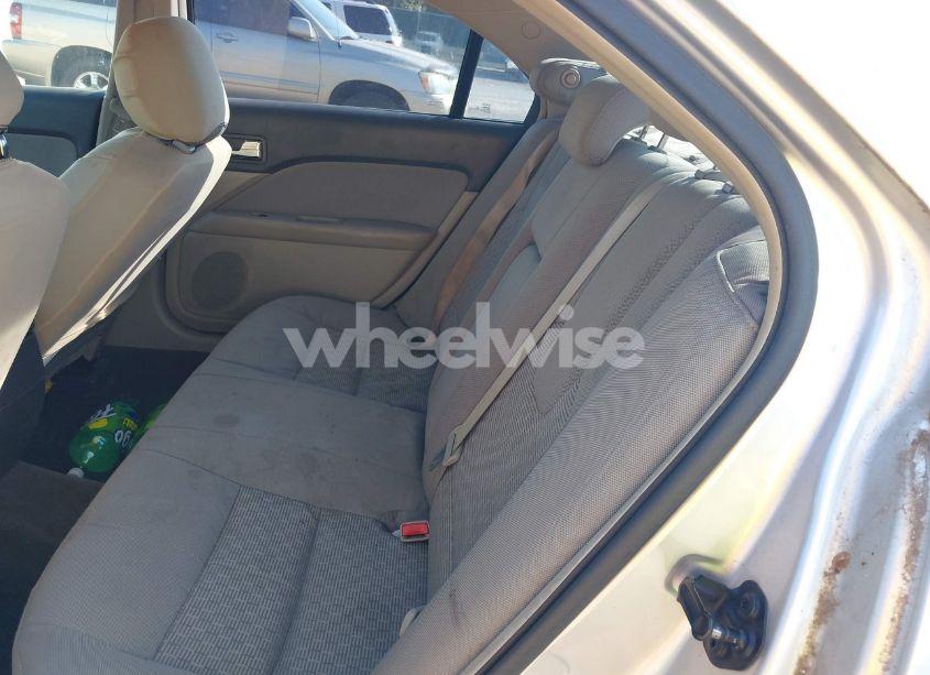 Photo 8 of 2012 Ford Fusion SE (VIN 3FAHP0HG4CR419253)