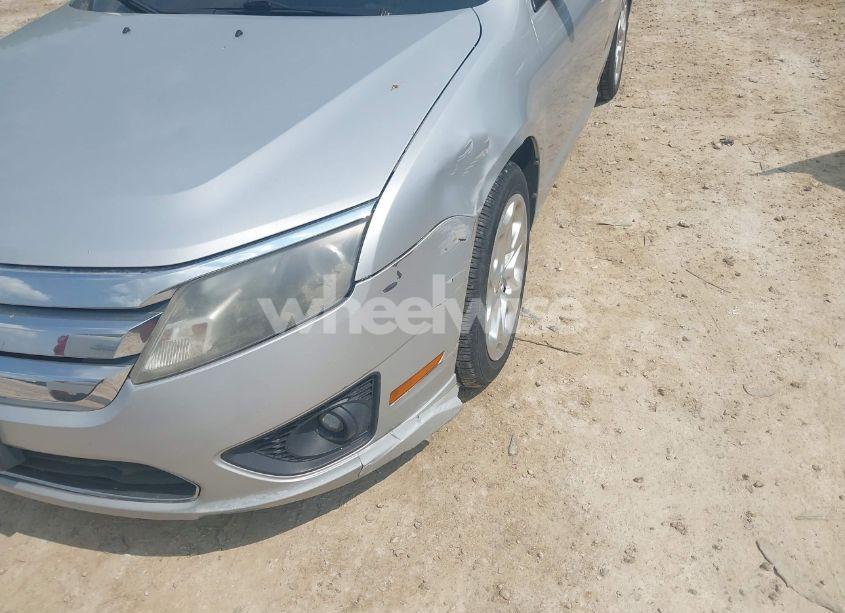 Photo 12 of 2010 Ford Fusion SE (VIN 3FAHP0HG5AR120951)