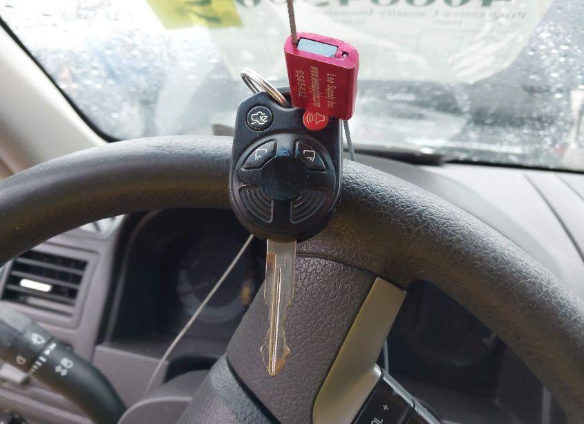 Photo 11 of 2010 Ford Fusion SE (VIN 3FAHP0HG5AR341031)