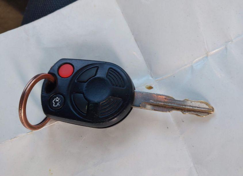 Photo 11 of 2010 Ford Fusion SE (VIN 3FAHP0HG5AR341949)