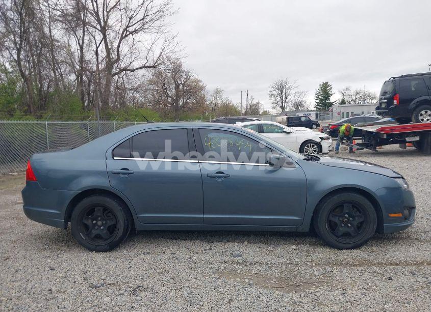 Photo 13 of 2011 Ford Fusion SE (VIN 3FAHP0HG5BR194971)