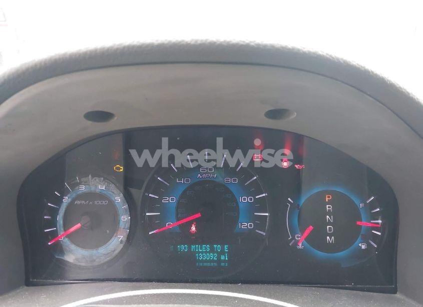 Photo 7 of 2011 Ford Fusion SE (VIN 3FAHP0HG5BR194971)