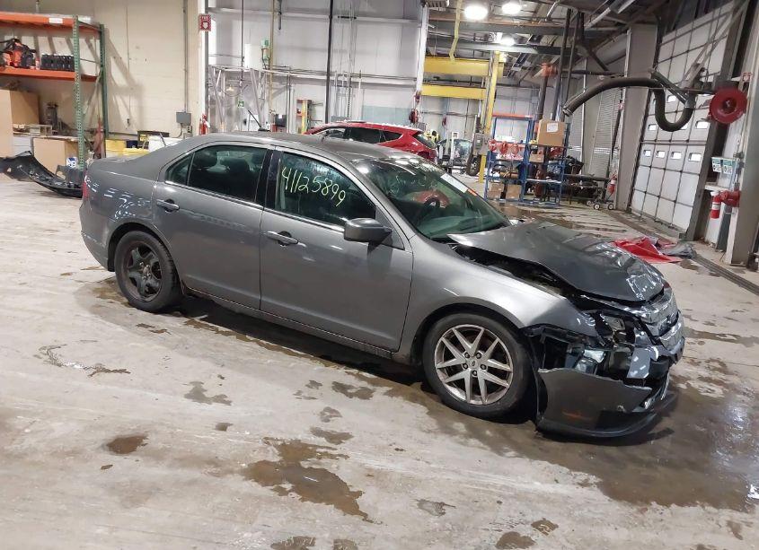 2011 Ford Fusion SE (VIN 3FAHP0HG5BR257518) main photo