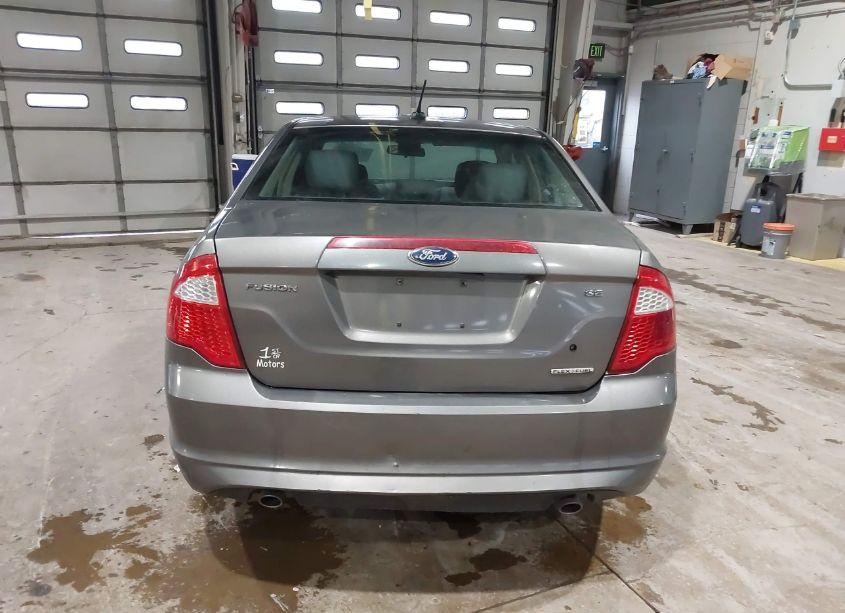 Photo 16 of 2011 Ford Fusion SE (VIN 3FAHP0HG5BR257518)