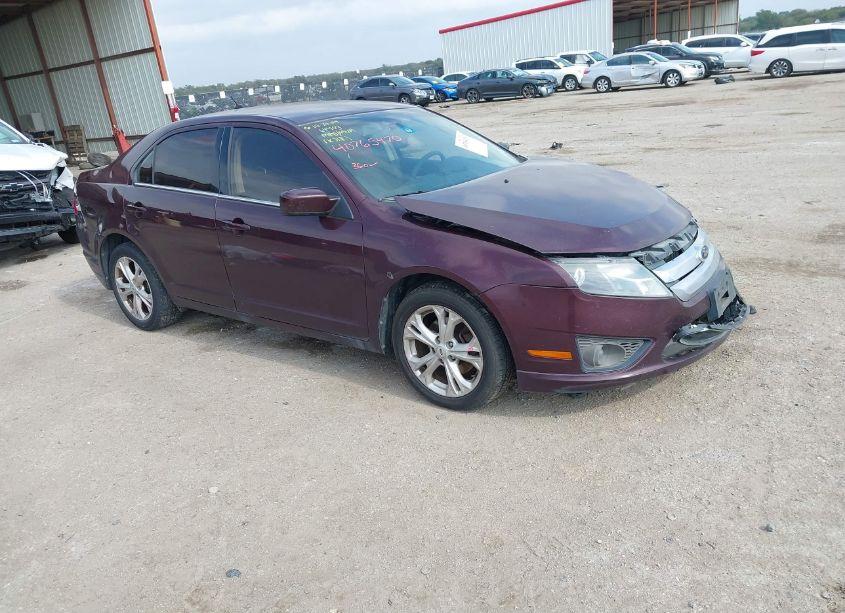 2012 Ford Fusion SE (VIN 3FAHP0HG5CR321140) main photo