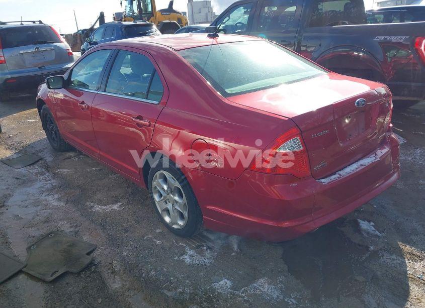 Photo 3 of 2011 Ford Fusion SE (VIN 3FAHP0HG6BR231249)