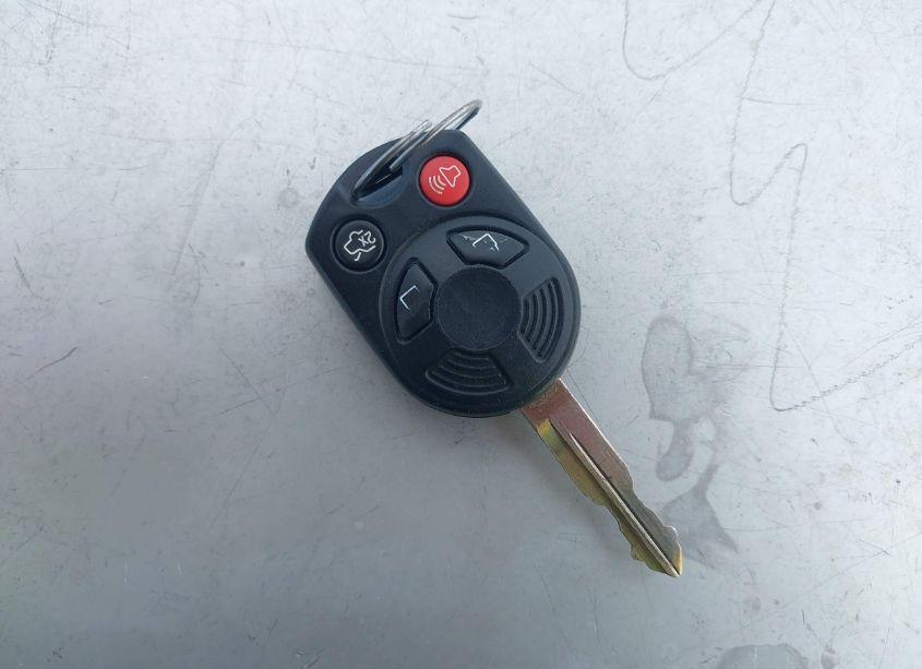 Photo 11 of 2010 Ford Fusion SE (VIN 3FAHP0HG7AR224664)