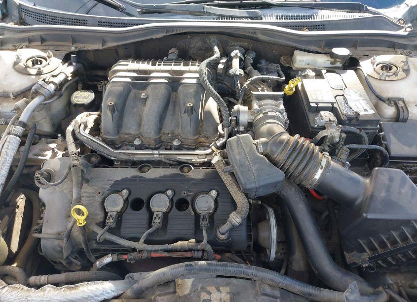 Photo 6 of 2010 Ford Fusion SE (VIN 3FAHP0HG7AR224664)