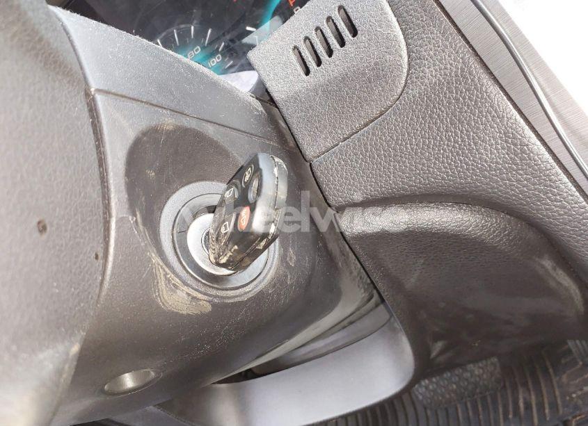 Photo 11 of 2010 Ford Fusion SE (VIN 3FAHP0HG7AR227905)