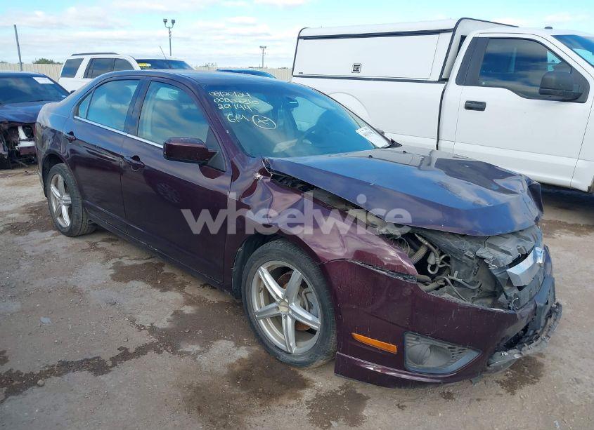 2011 Ford Fusion SE (VIN 3FAHP0HG7BR201144) main photo
