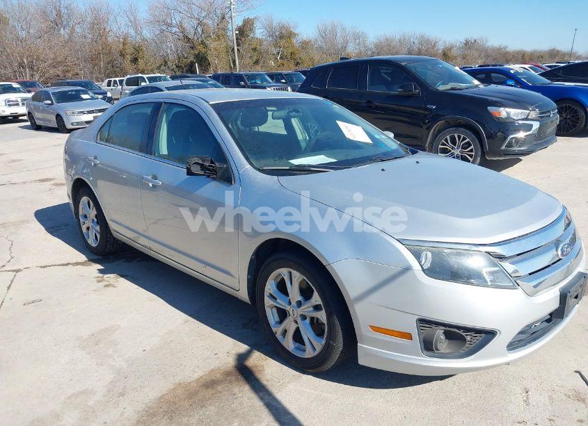 Photo 6 of 2012 Ford Fusion SE (VIN 3FAHP0HG7CR177378)