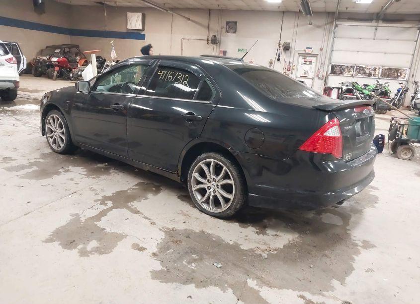 Photo 3 of 2010 Ford Fusion SE (VIN 3FAHP0HG8AR274814)