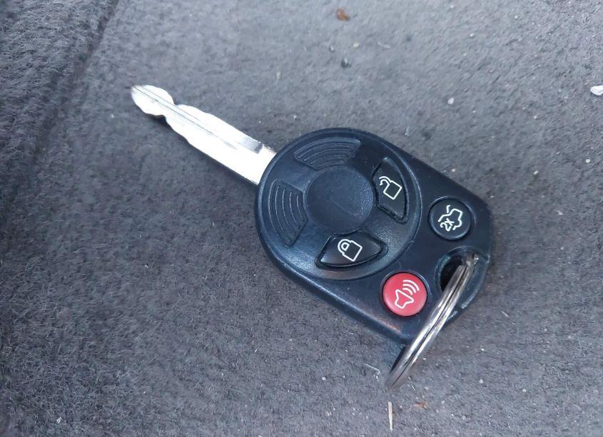 Photo 11 of 2010 Ford Fusion SE (VIN 3FAHP0HG8AR279916)