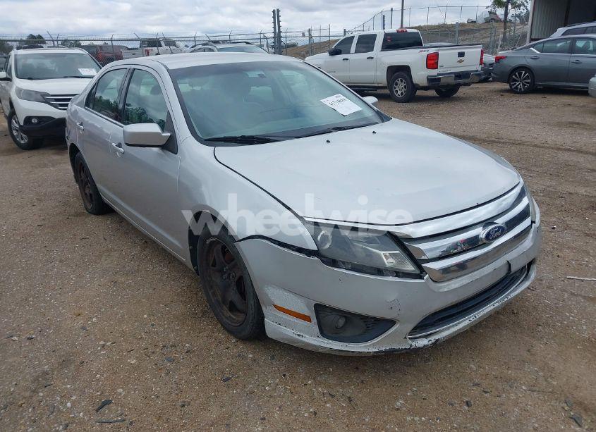 Photo 6 of 2011 Ford Fusion SE (VIN 3FAHP0HG8BR122324)