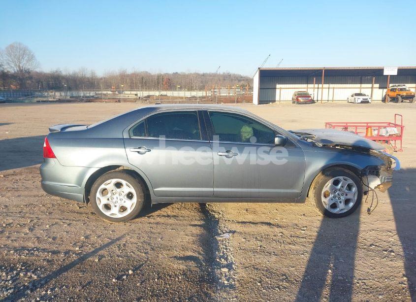 Photo 13 of 2011 Ford Fusion SE (VIN 3FAHP0HG8BR206448)