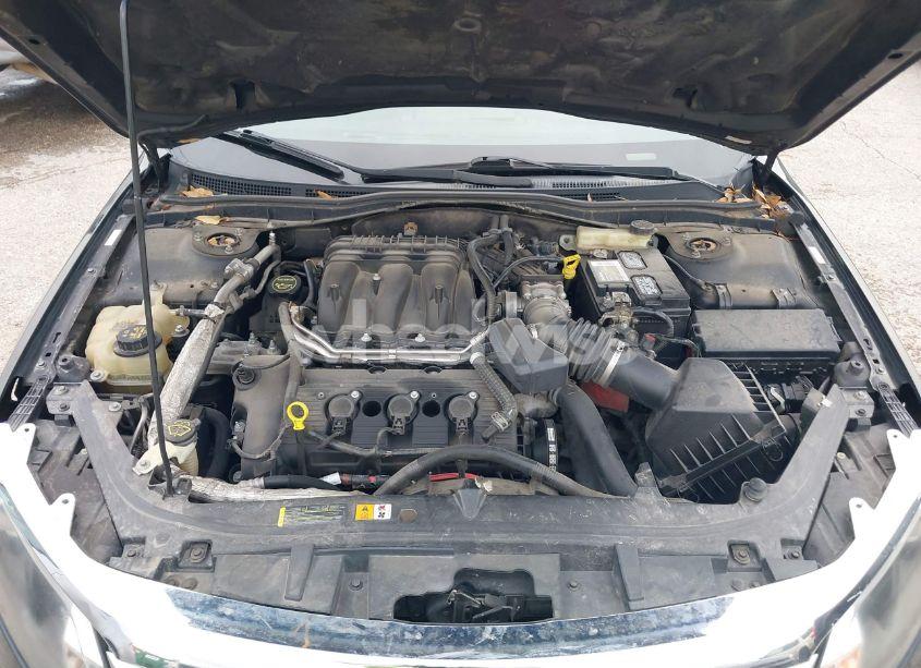 Photo 10 of 2011 Ford Fusion SE (VIN 3FAHP0HG8BR291761)