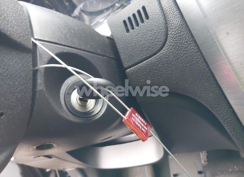 Photo 11 of 2011 Ford Fusion SE (VIN 3FAHP0HG8BR291761)