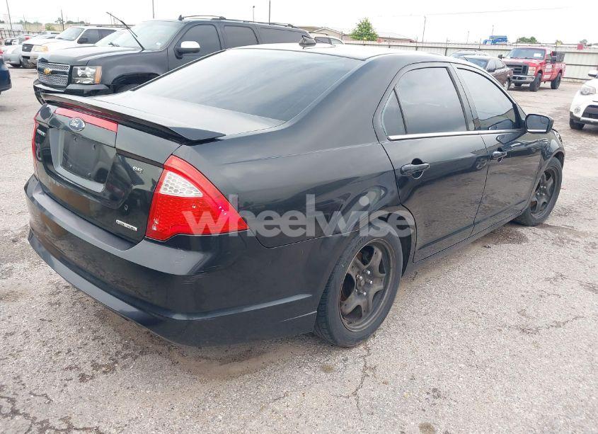 Photo 4 of 2011 Ford Fusion SE (VIN 3FAHP0HG8BR291761)