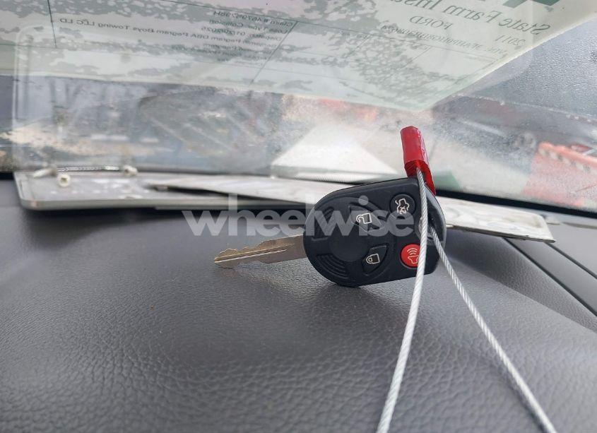 Photo 11 of 2011 Ford Fusion SE (VIN 3FAHP0HG8BR308624)