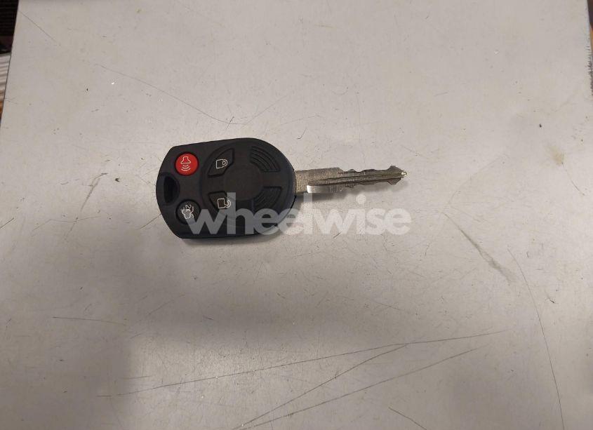 Photo 11 of 2012 Ford Fusion SE (VIN 3FAHP0HG8CR307958)