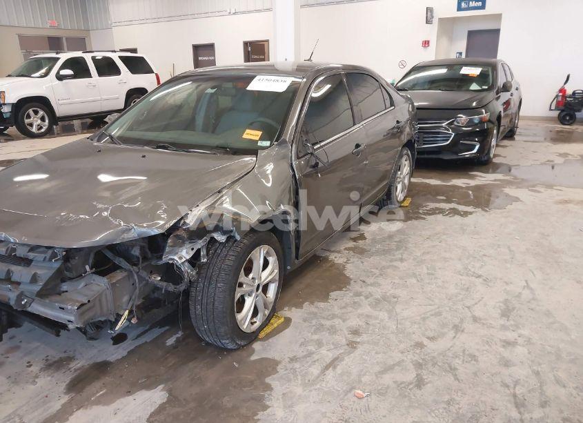 Photo 18 of 2012 Ford Fusion SE (VIN 3FAHP0HG8CR307958)