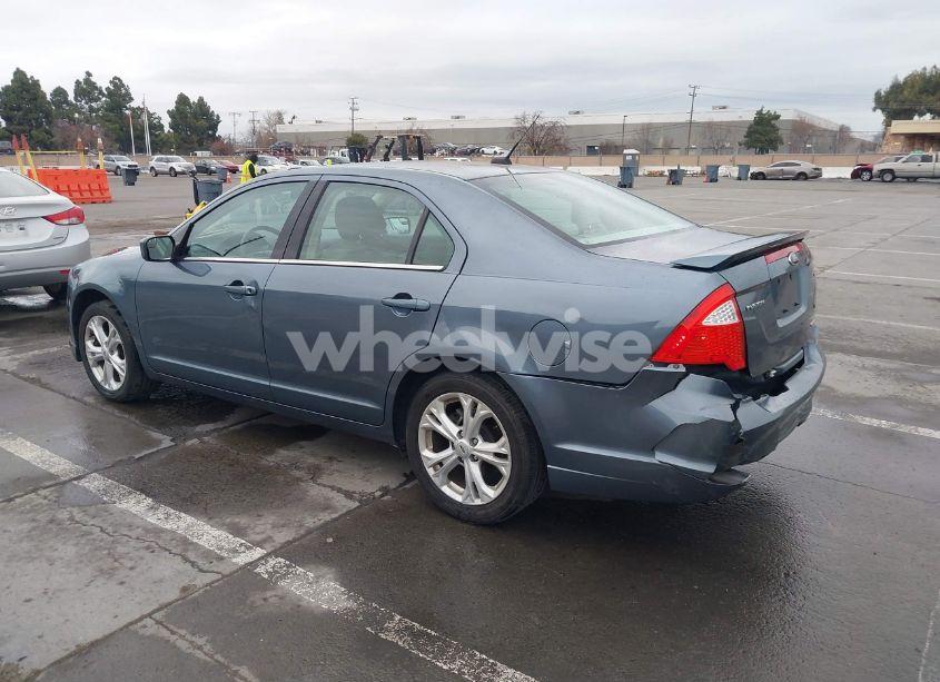 Photo 3 of 2012 Ford Fusion SE (VIN 3FAHP0HG8CR320547)