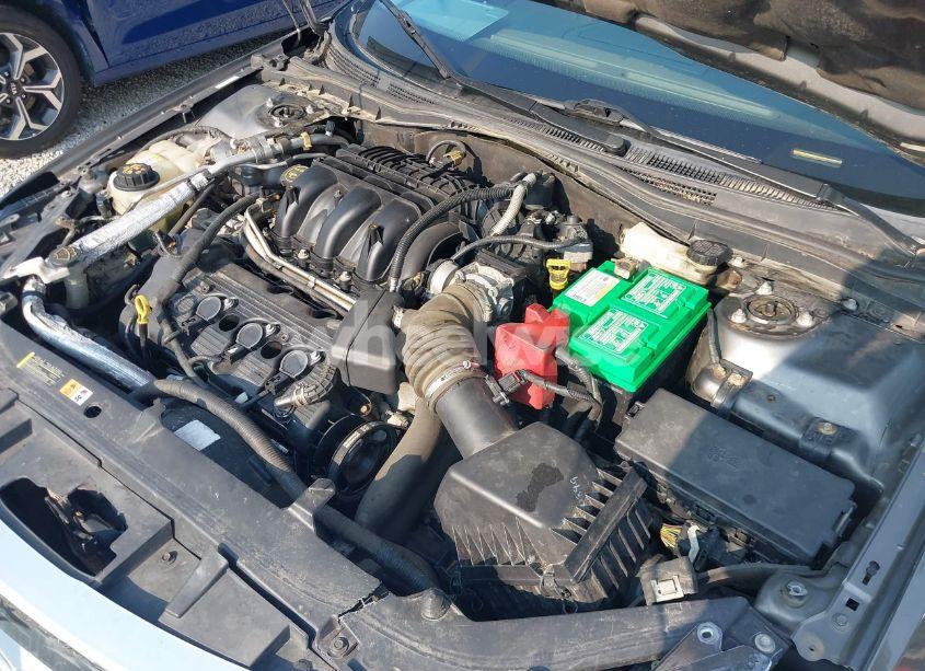 Photo 10 of 2010 Ford Fusion SE (VIN 3FAHP0HG9AR198830)