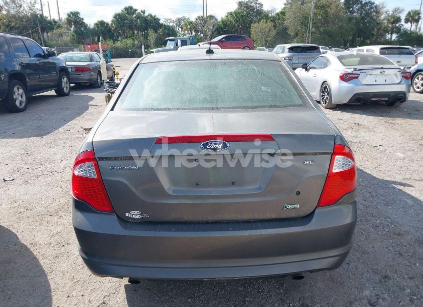 Photo 16 of 2010 Ford Fusion SE (VIN 3FAHP0HG9AR314804)