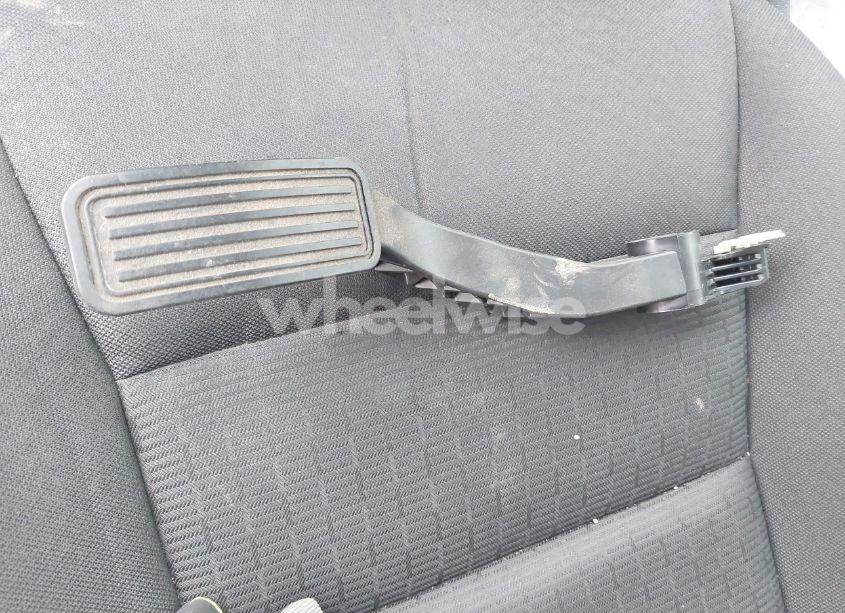 Photo 12 of 2010 Ford Fusion SE (VIN 3FAHP0HGXAR178313)