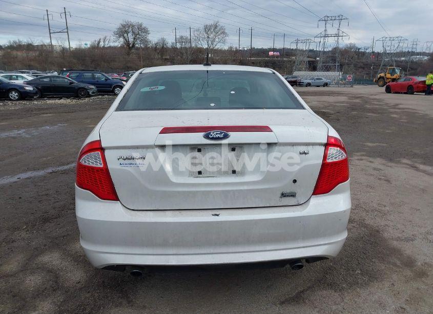 Photo 17 of 2010 Ford Fusion SE (VIN 3FAHP0HGXAR178313)